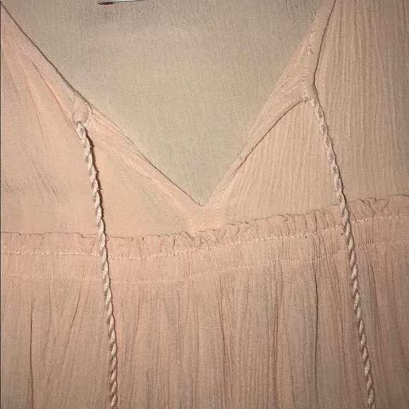 COLD SHOULDER TIE BLOUSE - Picture 3 of 3